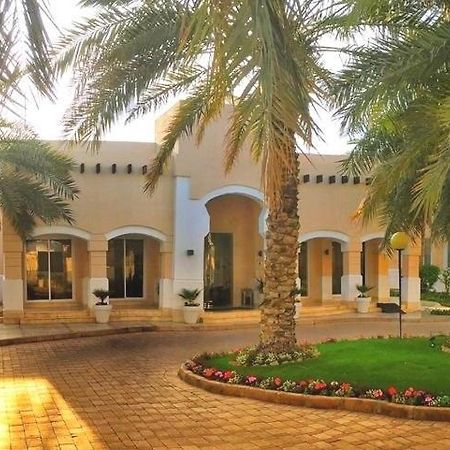 Vivienda Hotel Villas Riaad Buitenkant foto
