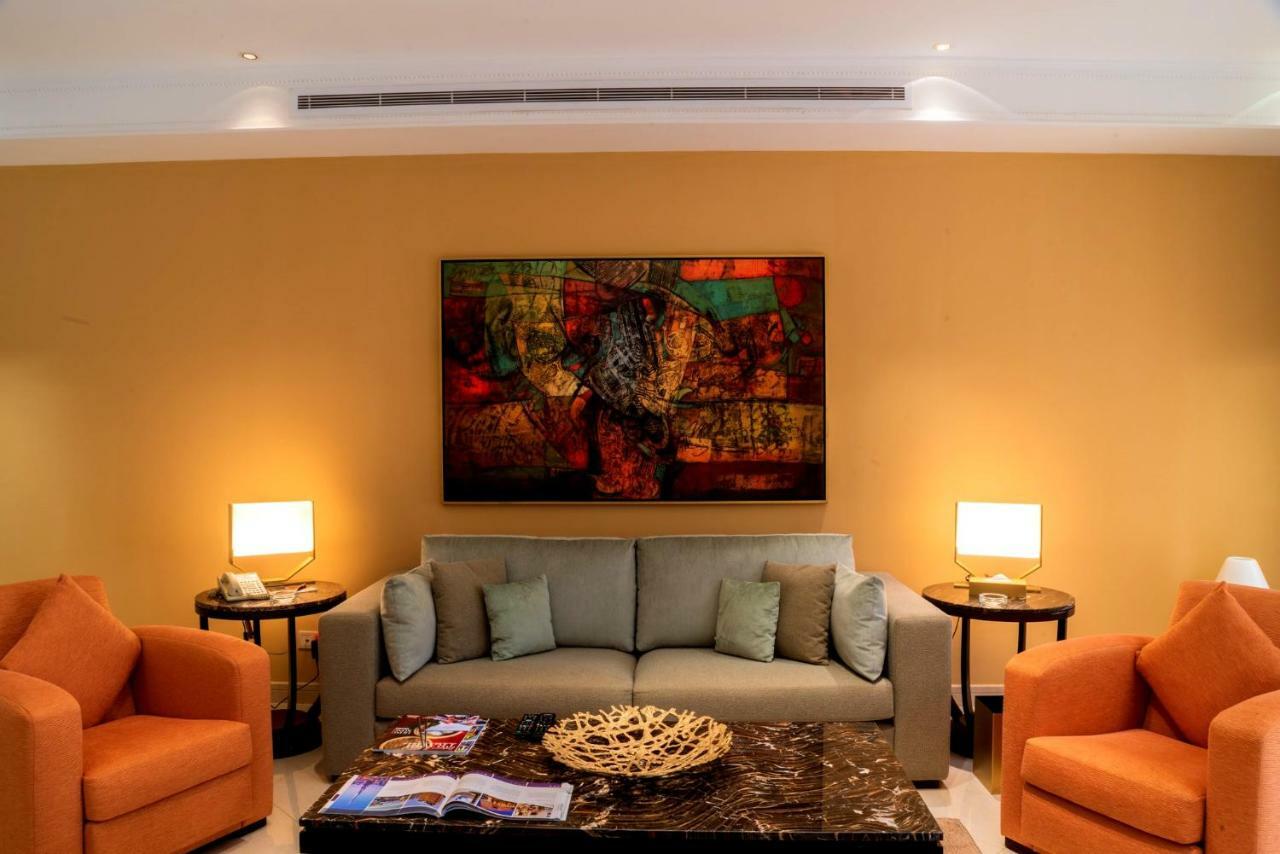 Vivienda Hotel Villas Riaad Buitenkant foto